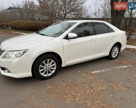 Белый Тойота Камри, объемом двигателя 2.49 л и пробегом 280 тыс. км за 9800 $, фото 9 на Automoto.ua