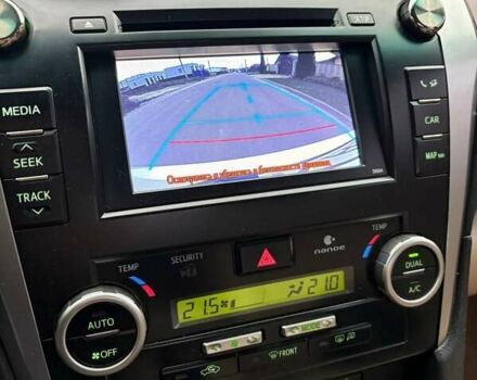 Белый Тойота Камри, объемом двигателя 2.49 л и пробегом 235 тыс. км за 12500 $, фото 9 на Automoto.ua