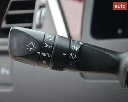 Белый Тойота Камри, объемом двигателя 2.5 л и пробегом 217 тыс. км за 15100 $, фото 70 на Automoto.ua