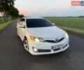 Белый Тойота Камри, объемом двигателя 2.49 л и пробегом 330 тыс. км за 9999 $, фото 1 на Automoto.ua