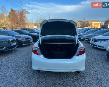 Белый Тойота Камри, объемом двигателя 2.5 л и пробегом 170 тыс. км за 11200 $, фото 22 на Automoto.ua