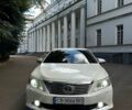 Белый Тойота Камри, объемом двигателя 2.49 л и пробегом 246 тыс. км за 11550 $, фото 1 на Automoto.ua