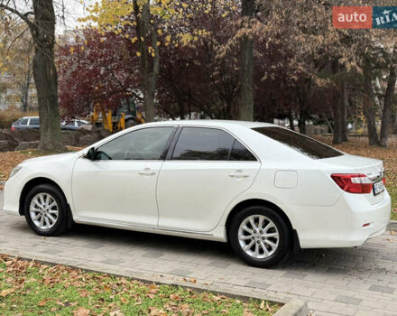Белый Тойота Камри, объемом двигателя 2.49 л и пробегом 106 тыс. км за 12700 $, фото 9 на Automoto.ua
