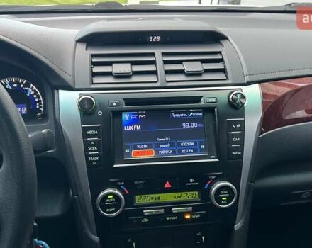 Білий Тойота Камрі, об'ємом двигуна 2.49 л та пробігом 135 тис. км за 13800 $, фото 15 на Automoto.ua