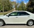 Белый Тойота Камри, объемом двигателя 2.5 л и пробегом 260 тыс. км за 12800 $, фото 1 на Automoto.ua