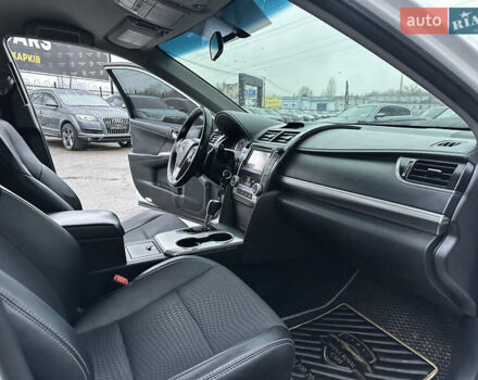 Білий Тойота Камрі, об'ємом двигуна 2.5 л та пробігом 180 тис. км за 11400 $, фото 22 на Automoto.ua