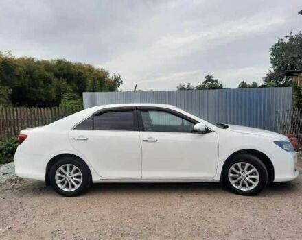 Белый Тойота Камри, объемом двигателя 2.5 л и пробегом 114 тыс. км за 6300 $, фото 1 на Automoto.ua