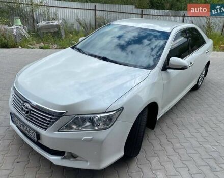 Белый Тойота Камри, объемом двигателя 2.5 л и пробегом 220 тыс. км за 15450 $, фото 20 на Automoto.ua