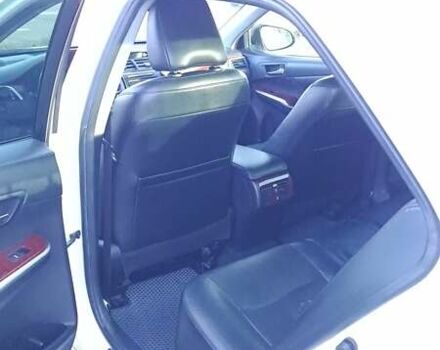 Белый Тойота Камри, объемом двигателя 2.5 л и пробегом 195 тыс. км за 11800 $, фото 8 на Automoto.ua