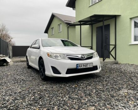 Білий Тойота Камрі, об'ємом двигуна 2.5 л та пробігом 230 тис. км за 10000 $, фото 5 на Automoto.ua