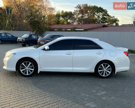 Тойота Камри 2012 в Козельщине на Automoto.ua Белый Тойота Камри, объемом двигателя 2.5 л и пробегом 182 тыс. км за 14000 $, фото 7 на Automoto.ua