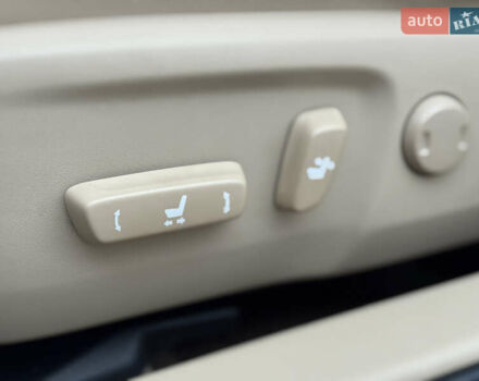 Білий Тойота Камрі, об'ємом двигуна 2.49 л та пробігом 236 тис. км за 12500 $, фото 12 на Automoto.ua