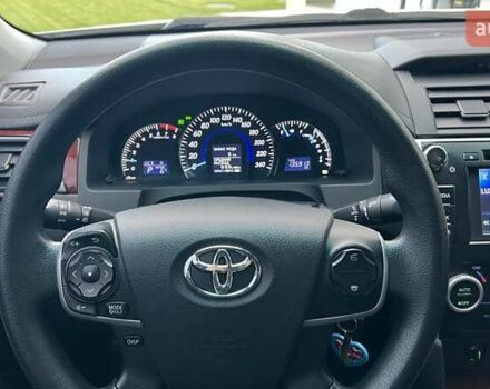 Білий Тойота Камрі, об'ємом двигуна 2.49 л та пробігом 135 тис. км за 13800 $, фото 16 на Automoto.ua