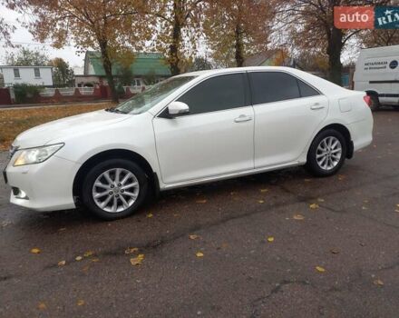 Білий Тойота Камрі, об'ємом двигуна 2.5 л та пробігом 280 тис. км за 12000 $, фото 6 на Automoto.ua