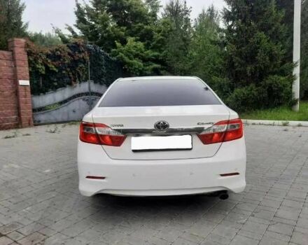 Белый Тойота Камри, объемом двигателя 2.5 л и пробегом 114 тыс. км за 6300 $, фото 6 на Automoto.ua