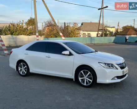 Тойота Камри 2012 в Козельщине на Automoto.ua Белый Тойота Камри, объемом двигателя 2.5 л и пробегом 182 тыс. км за 14000 $, фото 16 на Automoto.ua