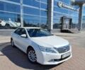 Белый Тойота Камри, объемом двигателя 2.5 л и пробегом 125 тыс. км за 14499 $, фото 1 на Automoto.ua