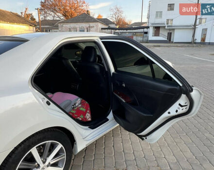 Тойота Камри 2012 в Козельщине на Automoto.ua Белый Тойота Камри, объемом двигателя 2.5 л и пробегом 182 тыс. км за 14000 $, фото 78 на Automoto.ua