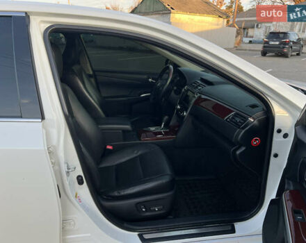 Тойота Камри 2012 в Козельщине на Automoto.ua Белый Тойота Камри, объемом двигателя 2.5 л и пробегом 182 тыс. км за 14000 $, фото 83 на Automoto.ua