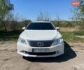Белый Тойота Камри, объемом двигателя 2.49 л и пробегом 313 тыс. км за 12000 $, фото 1 на Automoto.ua