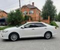 Белый Тойота Камри, объемом двигателя 2.5 л и пробегом 114 тыс. км за 6300 $, фото 2 на Automoto.ua