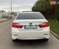 Тойота Камрі 2012 у Києві на Automoto.ua Білий Тойота Камрі, об'ємом двигуна 2.49 л та пробігом 235 тис. км за 12800 $, фото 4 на Automoto.ua
