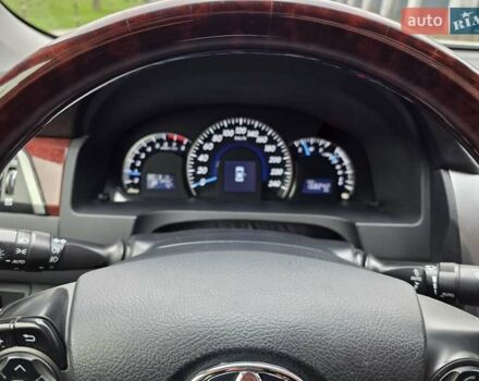 Белый Тойота Камри, объемом двигателя 2.49 л и пробегом 158 тыс. км за 13999 $, фото 19 на Automoto.ua