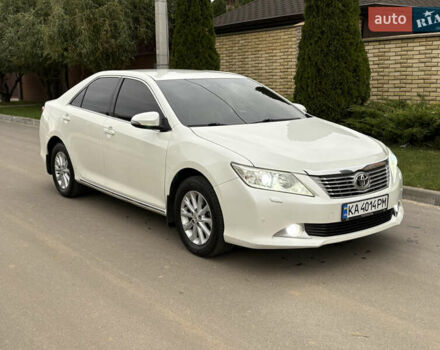 Білий Тойота Камрі, об'ємом двигуна 2.49 л та пробігом 236 тис. км за 12500 $, фото 4 на Automoto.ua