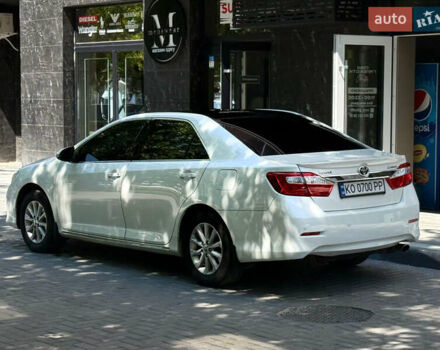 Белый Тойота Камри, объемом двигателя 2.49 л и пробегом 231 тыс. км за 11999 $, фото 13 на Automoto.ua