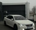 Білий Тойота Камрі, об'ємом двигуна 2.5 л та пробігом 190 тис. км за 13500 $, фото 2 на Automoto.ua