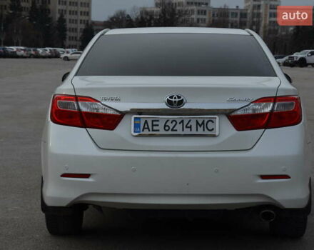 Белый Тойота Камри, объемом двигателя 2.5 л и пробегом 217 тыс. км за 15100 $, фото 16 на Automoto.ua