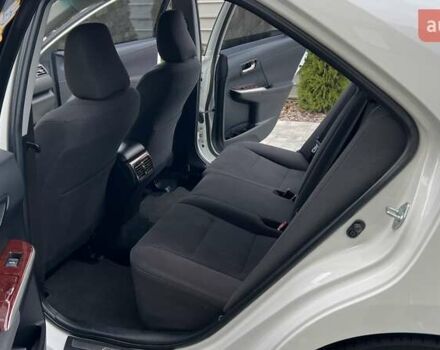 Білий Тойота Камрі, об'ємом двигуна 2.49 л та пробігом 135 тис. км за 13800 $, фото 9 на Automoto.ua