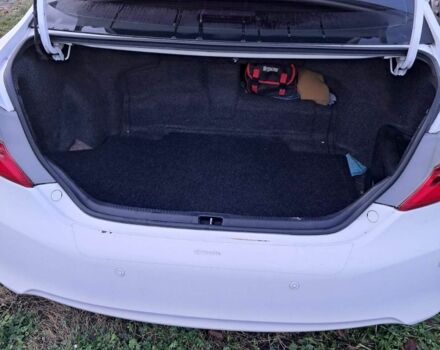 Белый Тойота Камри, объемом двигателя 2.5 л и пробегом 220 тыс. км за 14500 $, фото 7 на Automoto.ua