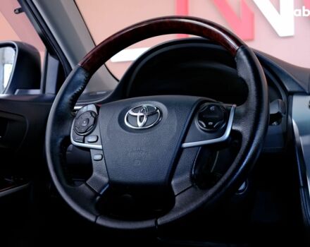 Белый Тойота Камри, объемом двигателя 2.5 л и пробегом 138 тыс. км за 13500 $, фото 7 на Automoto.ua