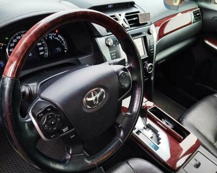 Білий Тойота Камрі, об'ємом двигуна 2.5 л та пробігом 196 тис. км за 11750 $, фото 12 на Automoto.ua