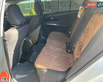 Белый Тойота Камри, объемом двигателя 2.5 л и пробегом 174 тыс. км за 13500 $, фото 12 на Automoto.ua