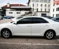 Белый Тойота Камри, объемом двигателя 2.49 л и пробегом 200 тыс. км за 12100 $, фото 1 на Automoto.ua