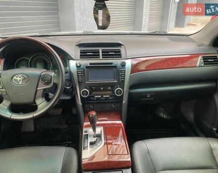 Белый Тойота Камри, объемом двигателя 2.5 л и пробегом 220 тыс. км за 15450 $, фото 67 на Automoto.ua