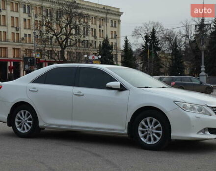 Белый Тойота Камри, объемом двигателя 2.5 л и пробегом 217 тыс. км за 15100 $, фото 22 на Automoto.ua