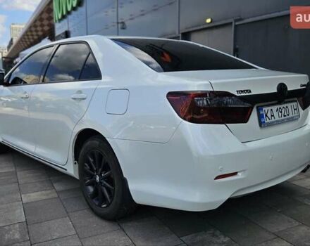 Белый Тойота Камри, объемом двигателя 2.49 л и пробегом 100 тыс. км за 15699 $, фото 20 на Automoto.ua