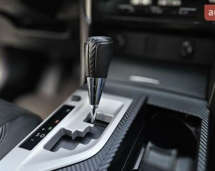 Белый Тойота Камри, объемом двигателя 2.49 л и пробегом 100 тыс. км за 15699 $, фото 12 на Automoto.ua