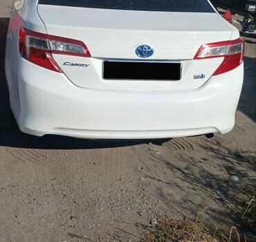 Білий Тойота Камрі, об'ємом двигуна 2.49 л та пробігом 258 тис. км за 9800 $, фото 3 на Automoto.ua