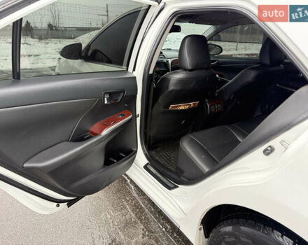 Белый Тойота Камри, объемом двигателя 2.49 л и пробегом 265 тыс. км за 11850 $, фото 16 на Automoto.ua