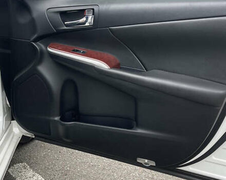 Белый Тойота Камри, объемом двигателя 2.5 л и пробегом 212 тыс. км за 14800 $, фото 7 на Automoto.ua