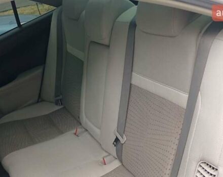 Білий Тойота Камрі, об'ємом двигуна 2.49 л та пробігом 258 тис. км за 9800 $, фото 4 на Automoto.ua