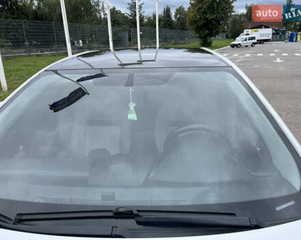 Белый Тойота Камри, объемом двигателя 2.4 л и пробегом 297 тыс. км за 10000 $, фото 15 на Automoto.ua