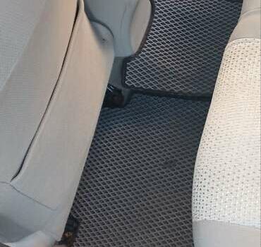 Білий Тойота Камрі, об'ємом двигуна 2.49 л та пробігом 258 тис. км за 9800 $, фото 6 на Automoto.ua