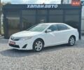 Белый Тойота Камри, объемом двигателя 2.49 л и пробегом 240 тыс. км за 11200 $, фото 1 на Automoto.ua
