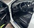Белый Тойота Камри, объемом двигателя 2.5 л и пробегом 206 тыс. км за 12000 $, фото 4 на Automoto.ua