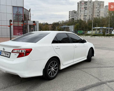 Білий Тойота Камрі, об'ємом двигуна 2.5 л та пробігом 192 тис. км за 12000 $, фото 5 на Automoto.ua